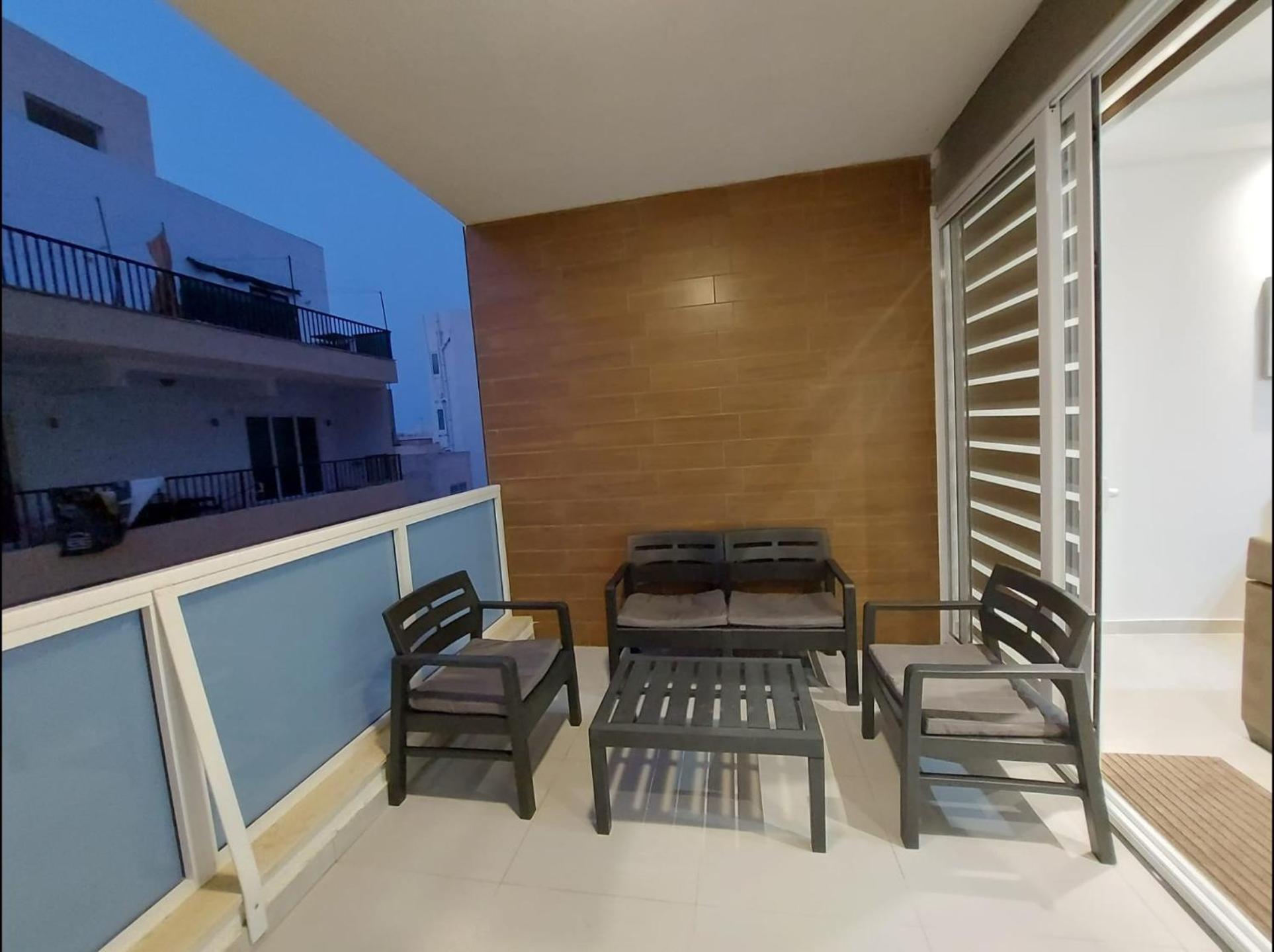 Centre Point Comfort Apartment