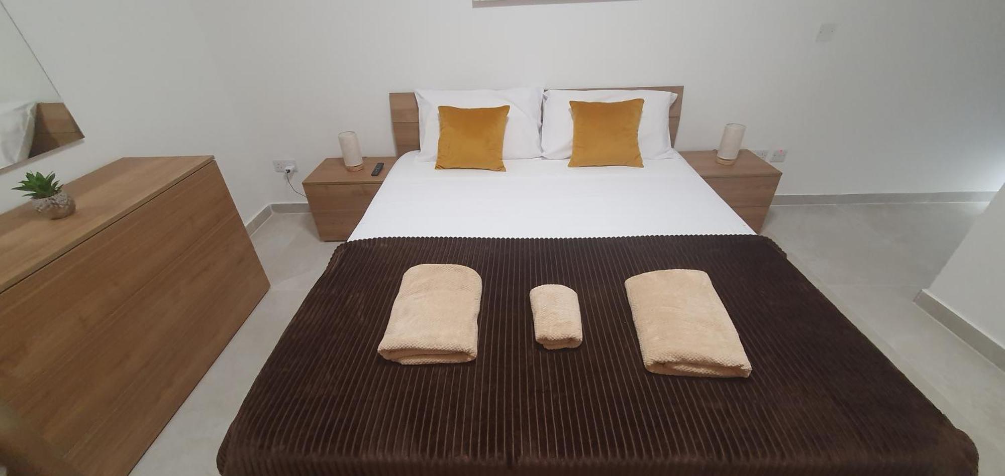 Centre Point Comfort Apartment