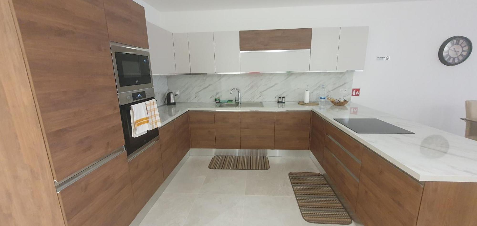 Apartment Centre Point Comfort St. Paul's Bay
